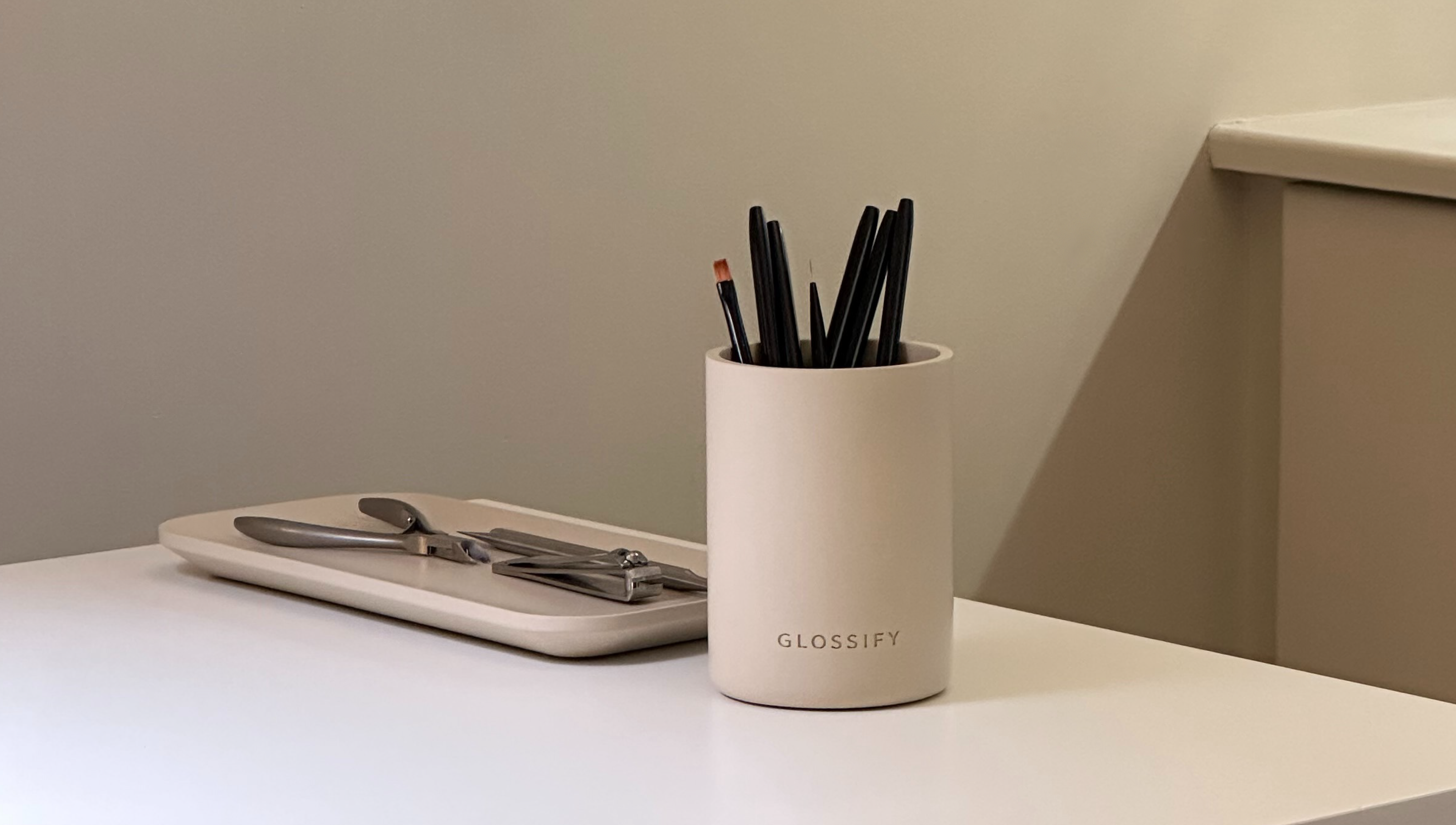 Glossify Starting A Nail Salon: The Essentials