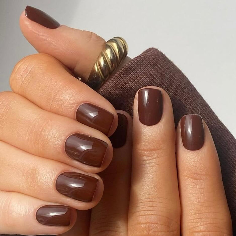 Chocolate gel nails by Kendal Gazal
